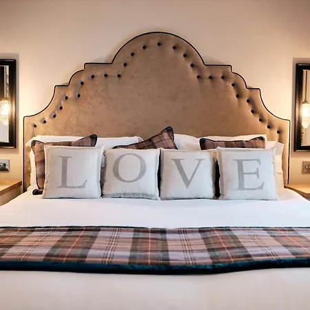 Old Court House 5*