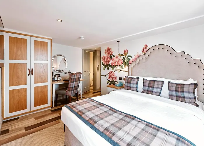 Old Court House Hotel