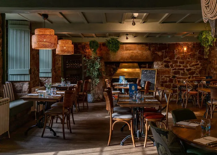 Old Court House Hotel 5*