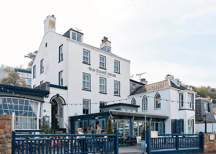 Old Court House 5* St Aubin