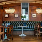 Old Court House Hotel St Aubin