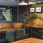 Old Court House Hotel 5*