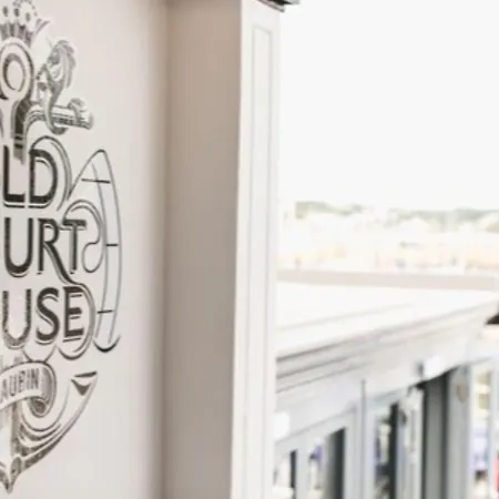 Hotel Old Court House St Aubin