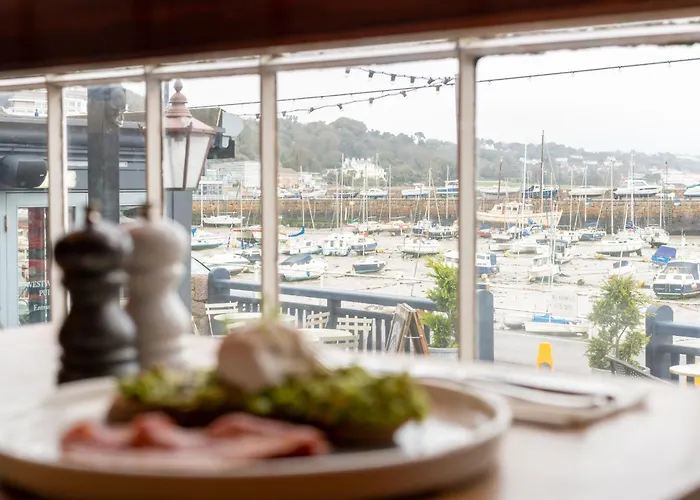 Hotel Old Court House 5*