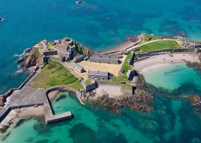 Hotel Old Court House St Aubin