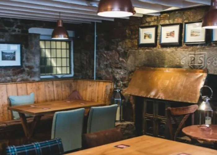 Old Court House Inn Hotel 5*